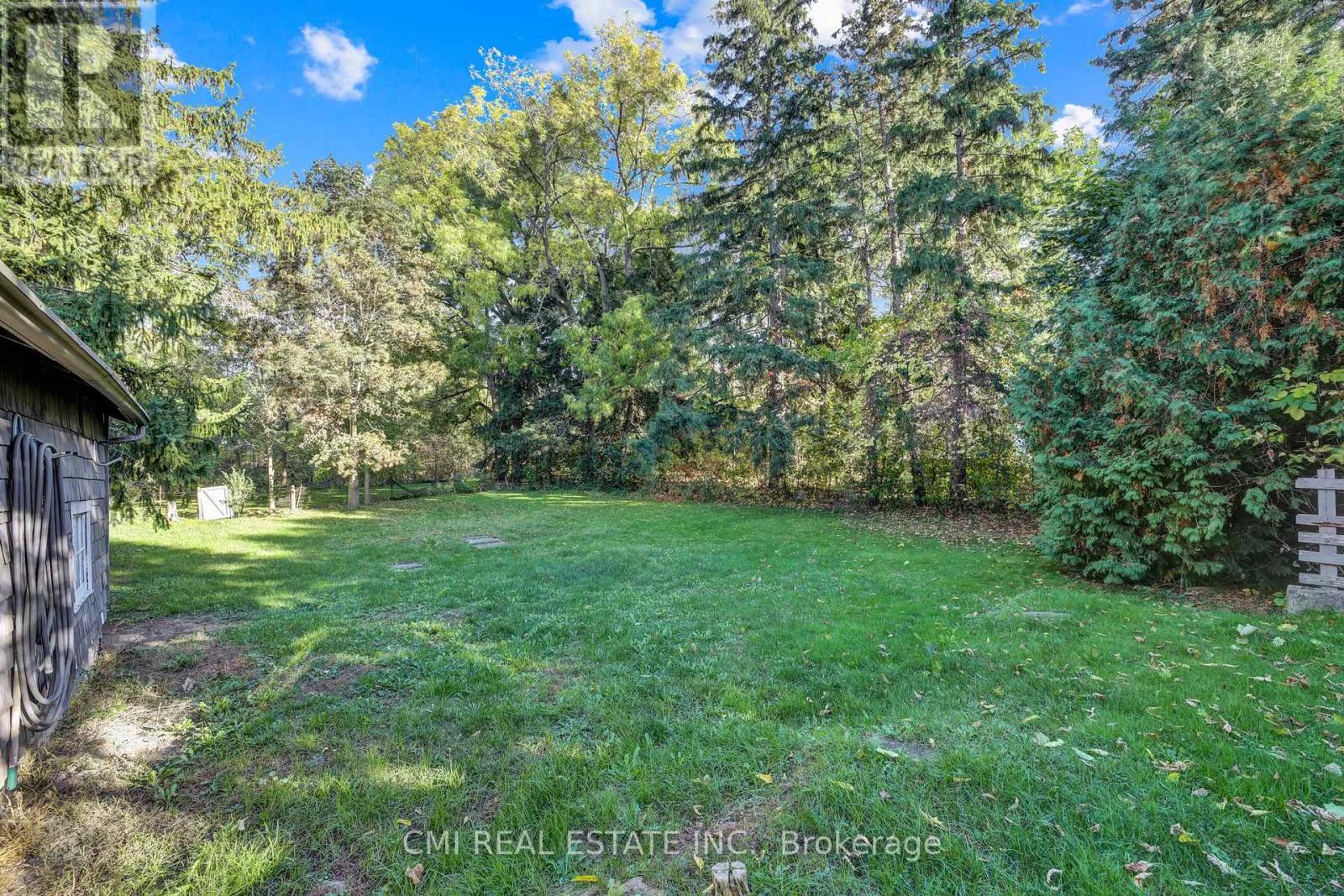 153 Clarence Street, Vaughan, Ontario  L4L 1L4 - Photo 41 - N12468529