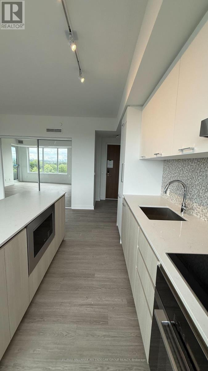 805 - 8188 Yonge Street, Vaughan, Ontario  L4J 1W5 - Photo 4 - N12468575