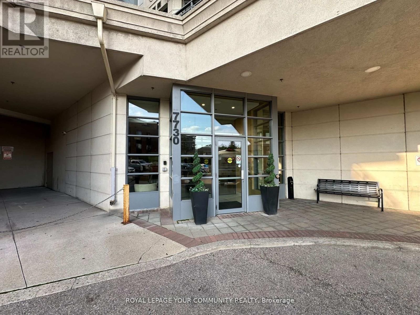 309 - 7730 Kipling Avenue, Vaughan, Ontario  L4L 1Y9 - Photo 2 - N12468580