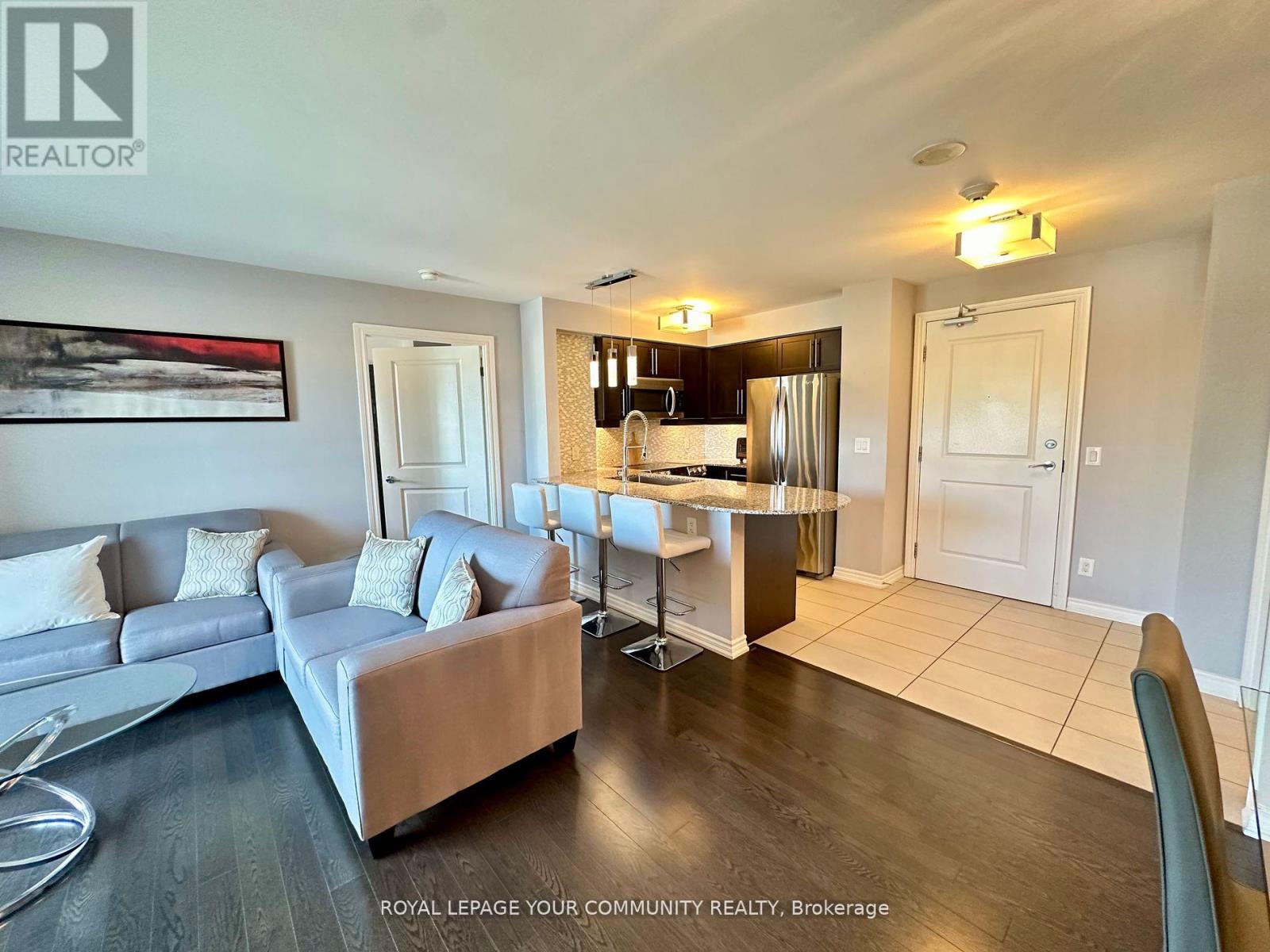 309 - 7730 Kipling Avenue, Vaughan, Ontario  L4L 1Y9 - Photo 5 - N12468580