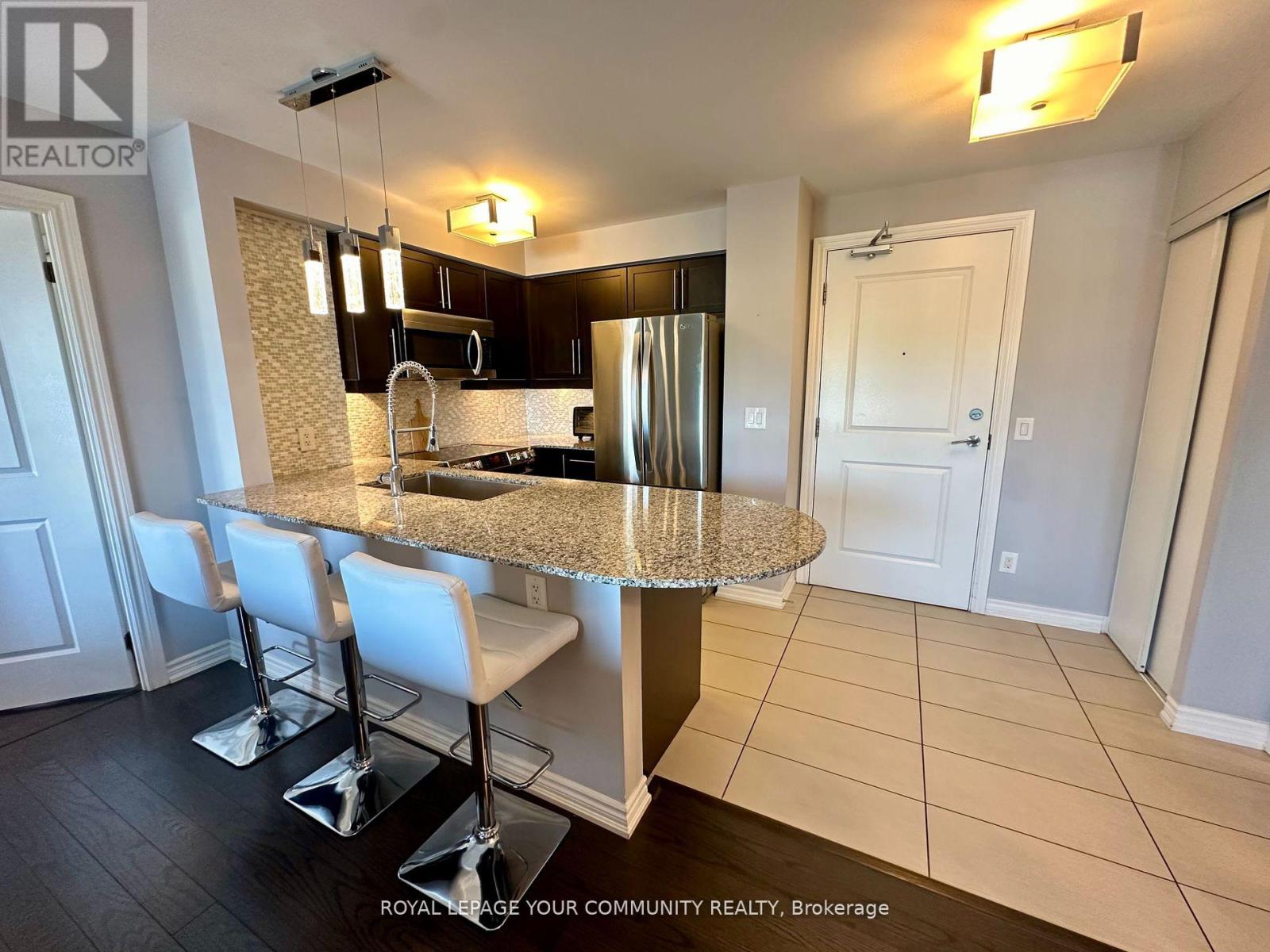 309 - 7730 Kipling Avenue, Vaughan, Ontario  L4L 1Y9 - Photo 7 - N12468580