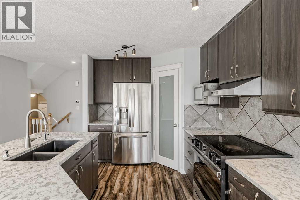 198 New Brighton Circle Se, Calgary, Alberta  T2Z 4B4 - Photo 7 - A2253964