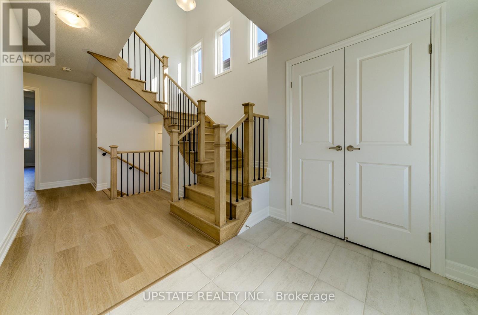 12 Nicort Road, Wasaga Beach, Ontario  L9Z 0N4 - Photo 6 - S12468466