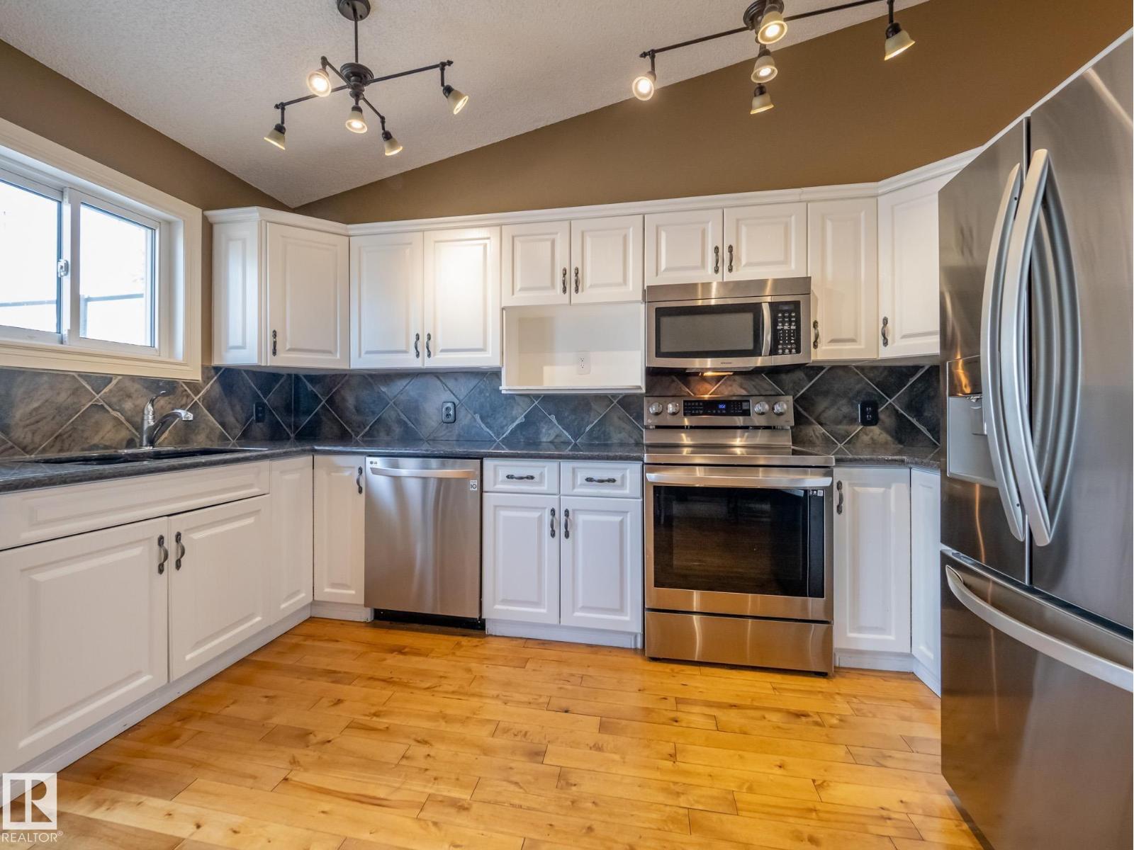 509 Rainbow Cr, Sherwood Park, Alberta  T8A 5M8 - Photo 11 - E4462519