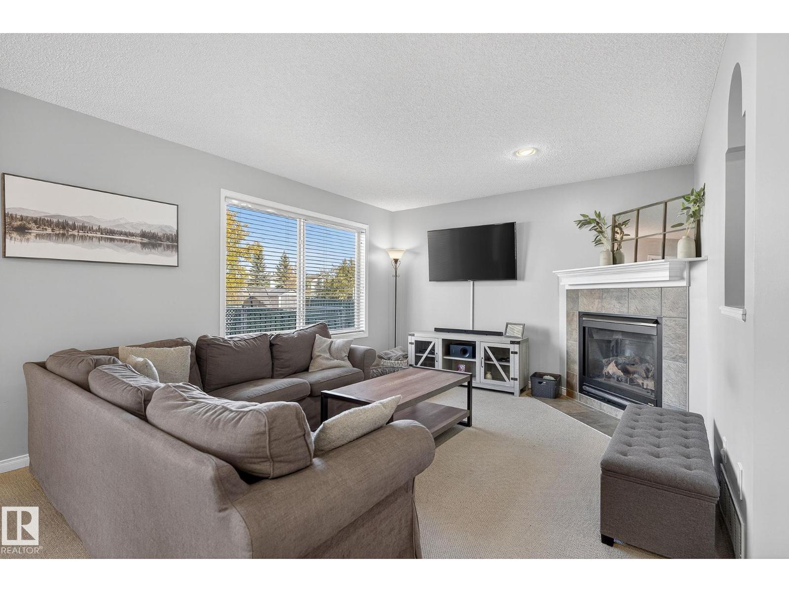 1147 Rutherford Cl Sw, Edmonton, Alberta  T6W 1H5 - Photo 4 - E4462520