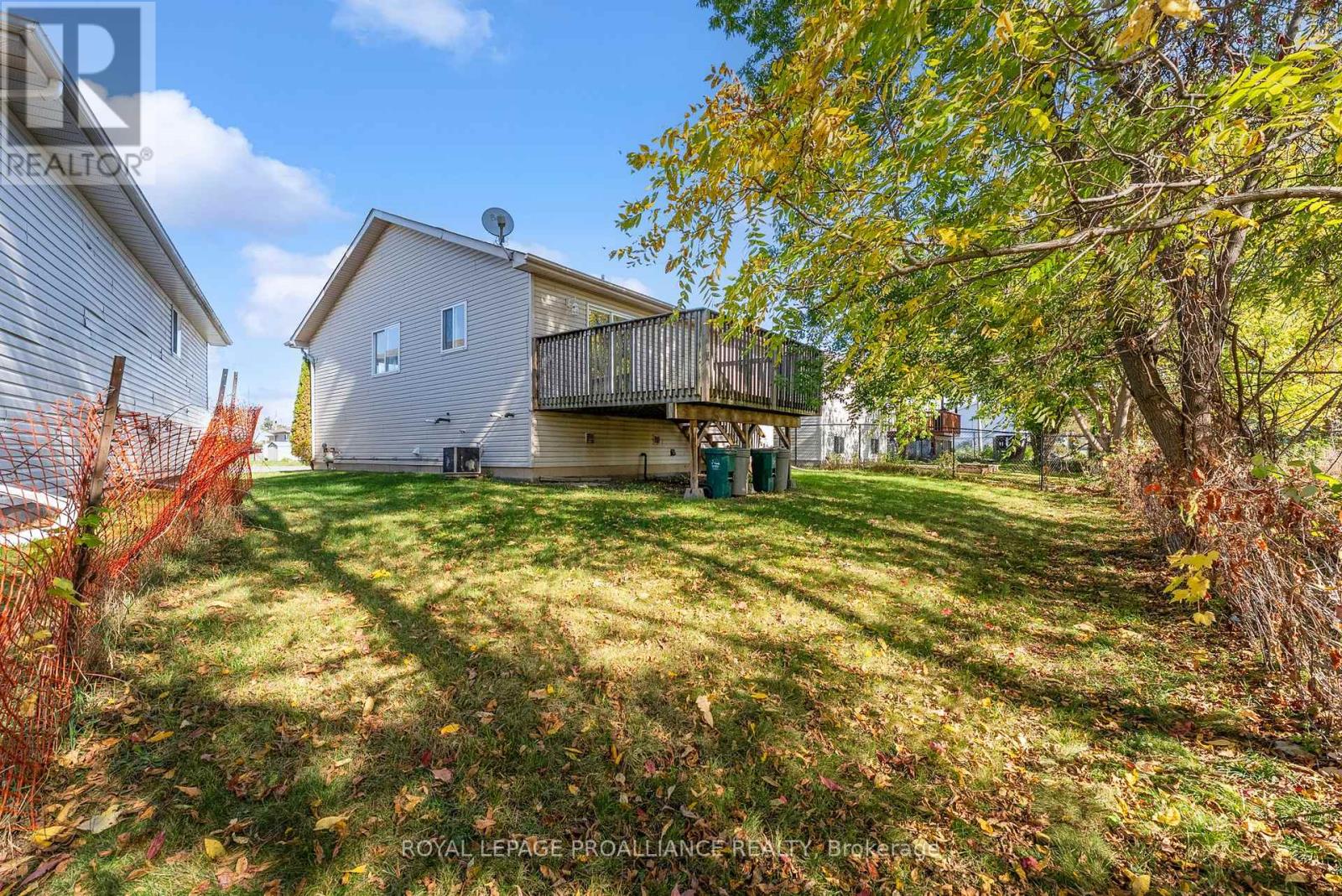 6 Lake Court, Belleville, Ontario  K8P 5M8 - Photo 35 - X12468614
