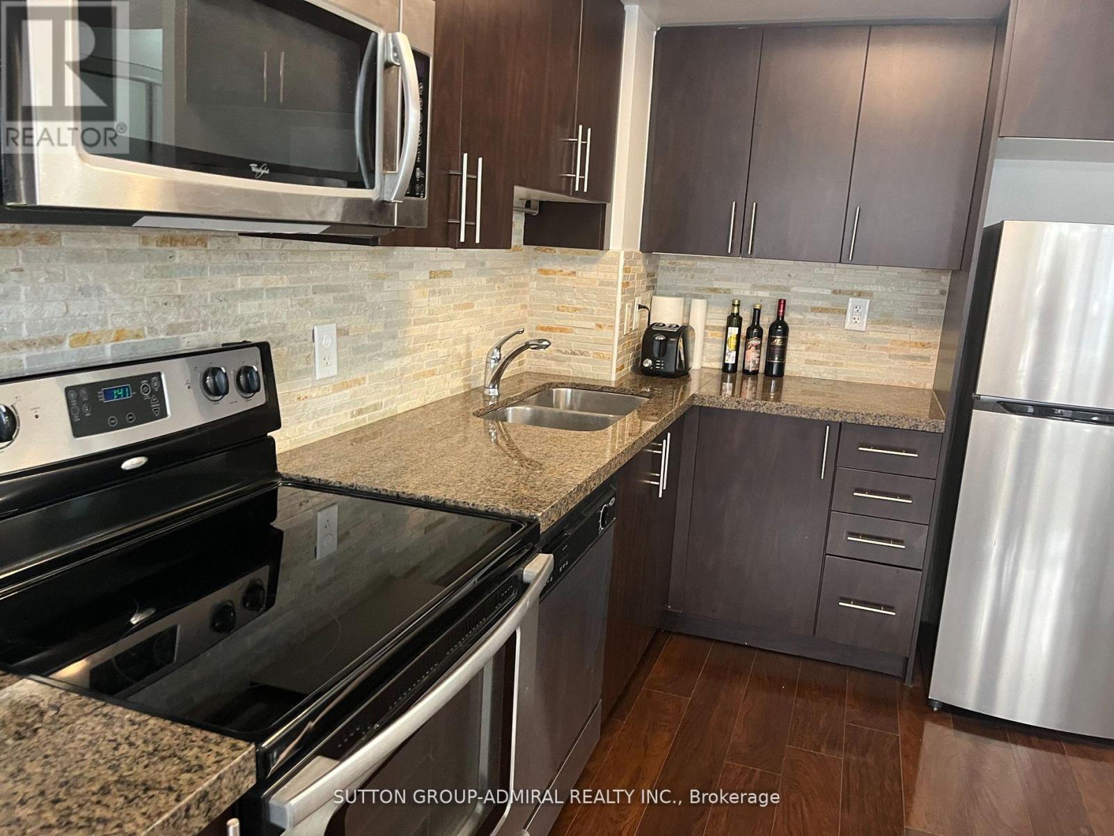 712 - 55 De Boers Drive, Toronto, Ontario  M3J 0G5 - Photo 3 - W12468471