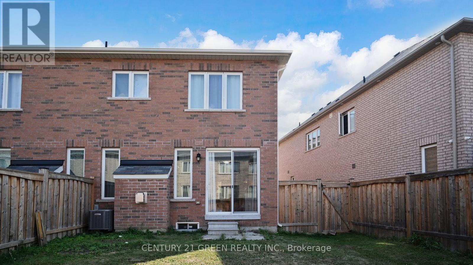 30 Canary Close, Brampton, Ontario  L6X 5L1 - Photo 25 - W12468499