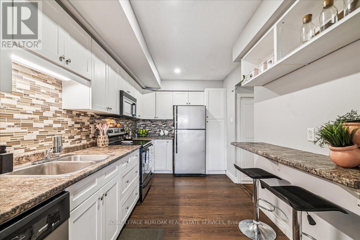 18 - 5088 New Street, Burlington, Ontario  L7L 1V1 - Photo 12 - W12468520
