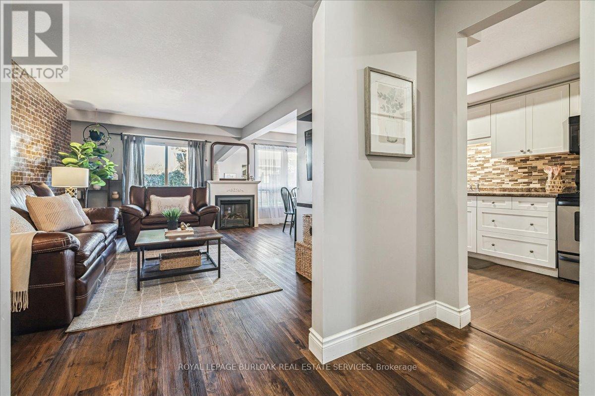 18 - 5088 New Street, Burlington, Ontario  L7L 1V1 - Photo 6 - W12468520
