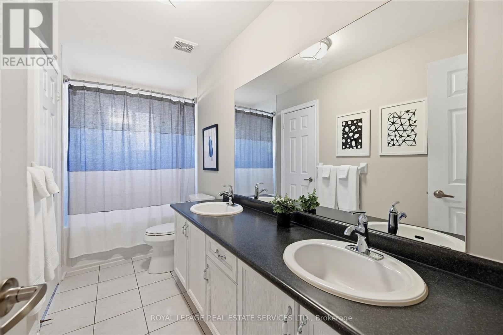 2102 Chatsworth Avenue, Oakville, Ontario  L6M 3X3 - Photo 32 - W12468532