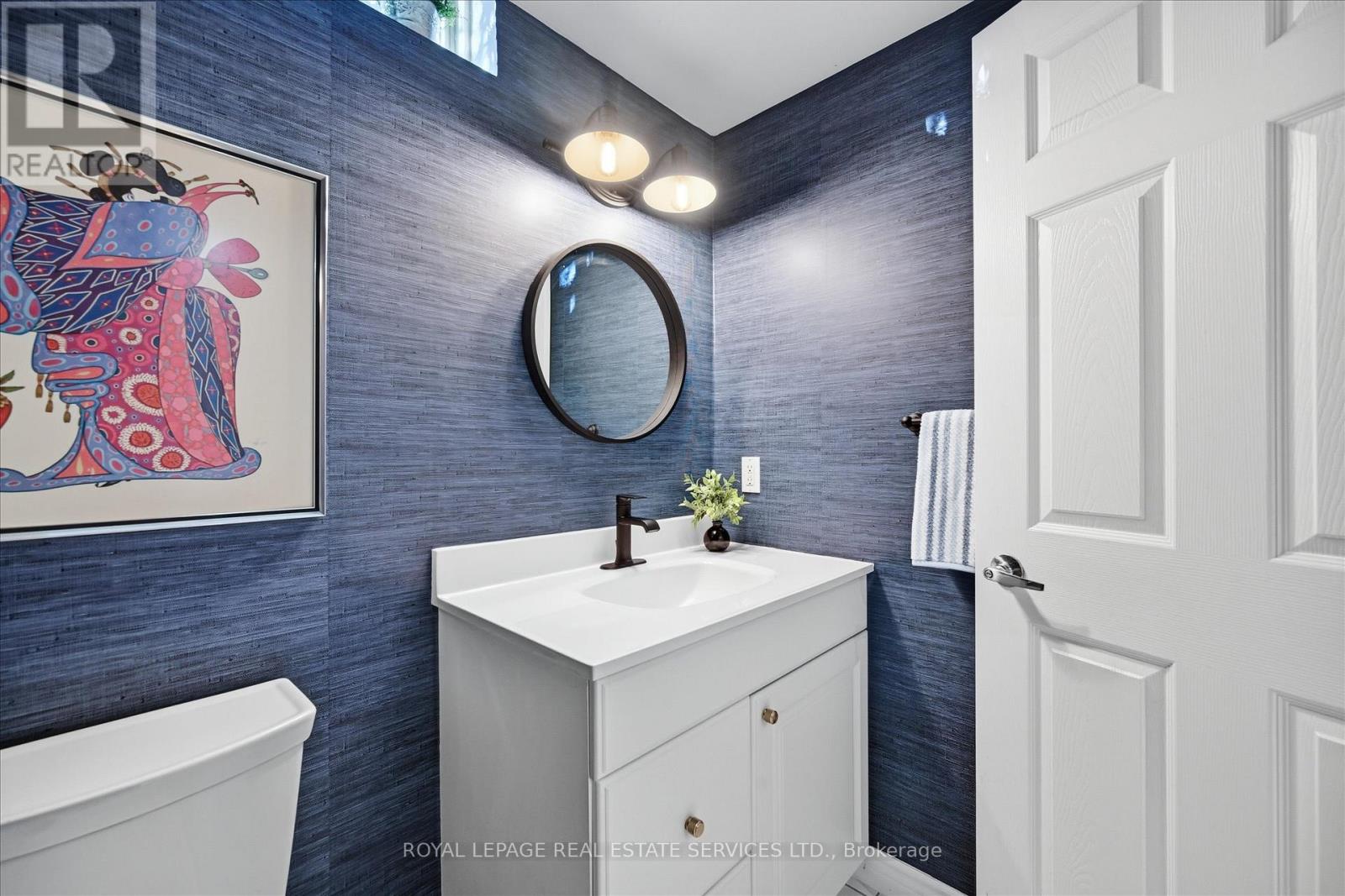 2102 Chatsworth Avenue, Oakville, Ontario  L6M 3X3 - Photo 41 - W12468532