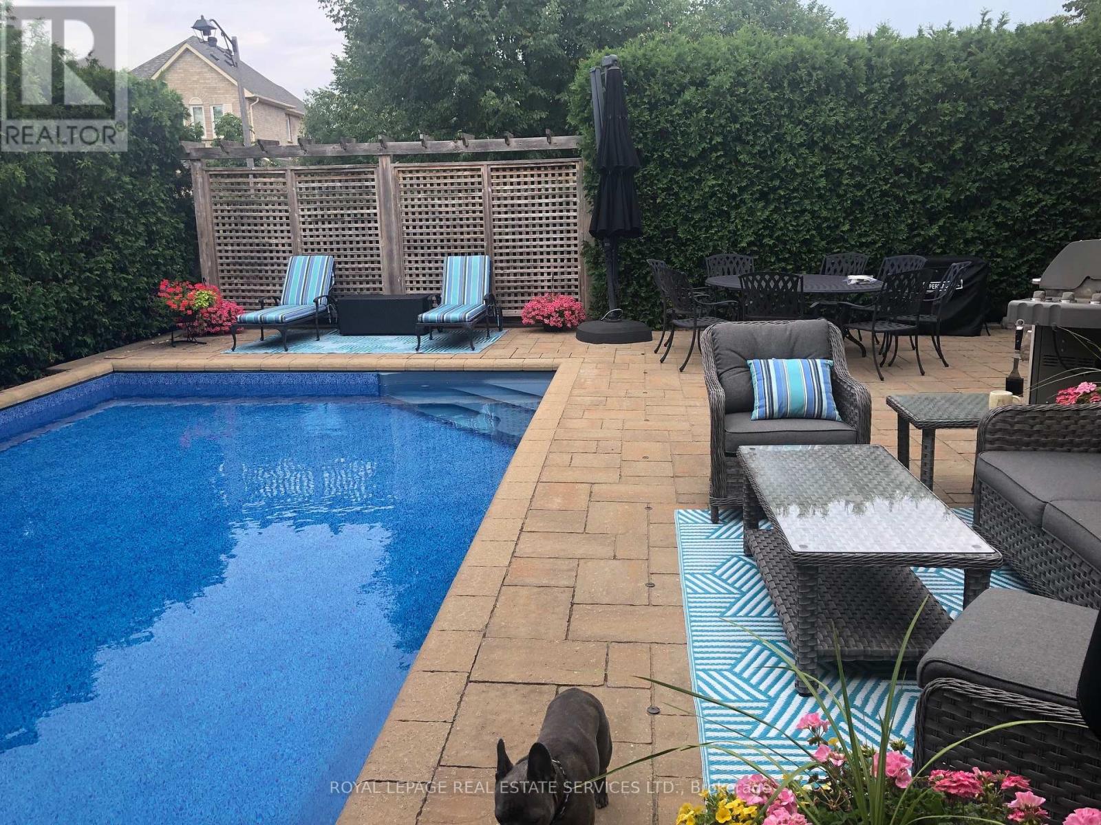 2102 Chatsworth Avenue, Oakville, Ontario  L6M 3X3 - Photo 43 - W12468532