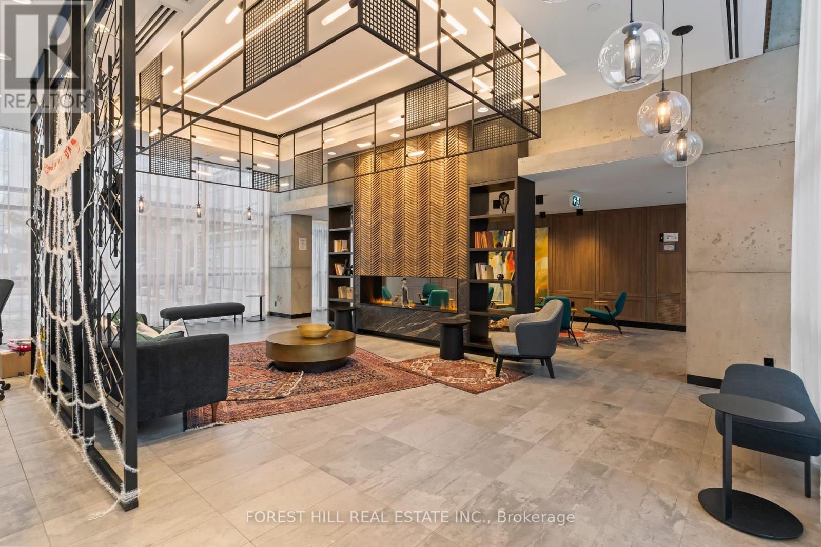 403 - 251 Manitoba Street, Toronto, Ontario  M8Y 0C7 - Photo 3 - W12468559