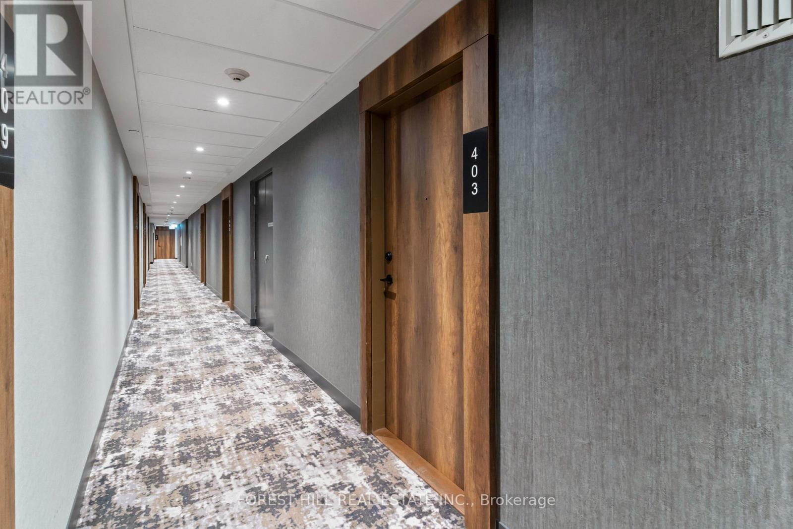 403 - 251 Manitoba Street, Toronto, Ontario  M8Y 0C7 - Photo 4 - W12468559