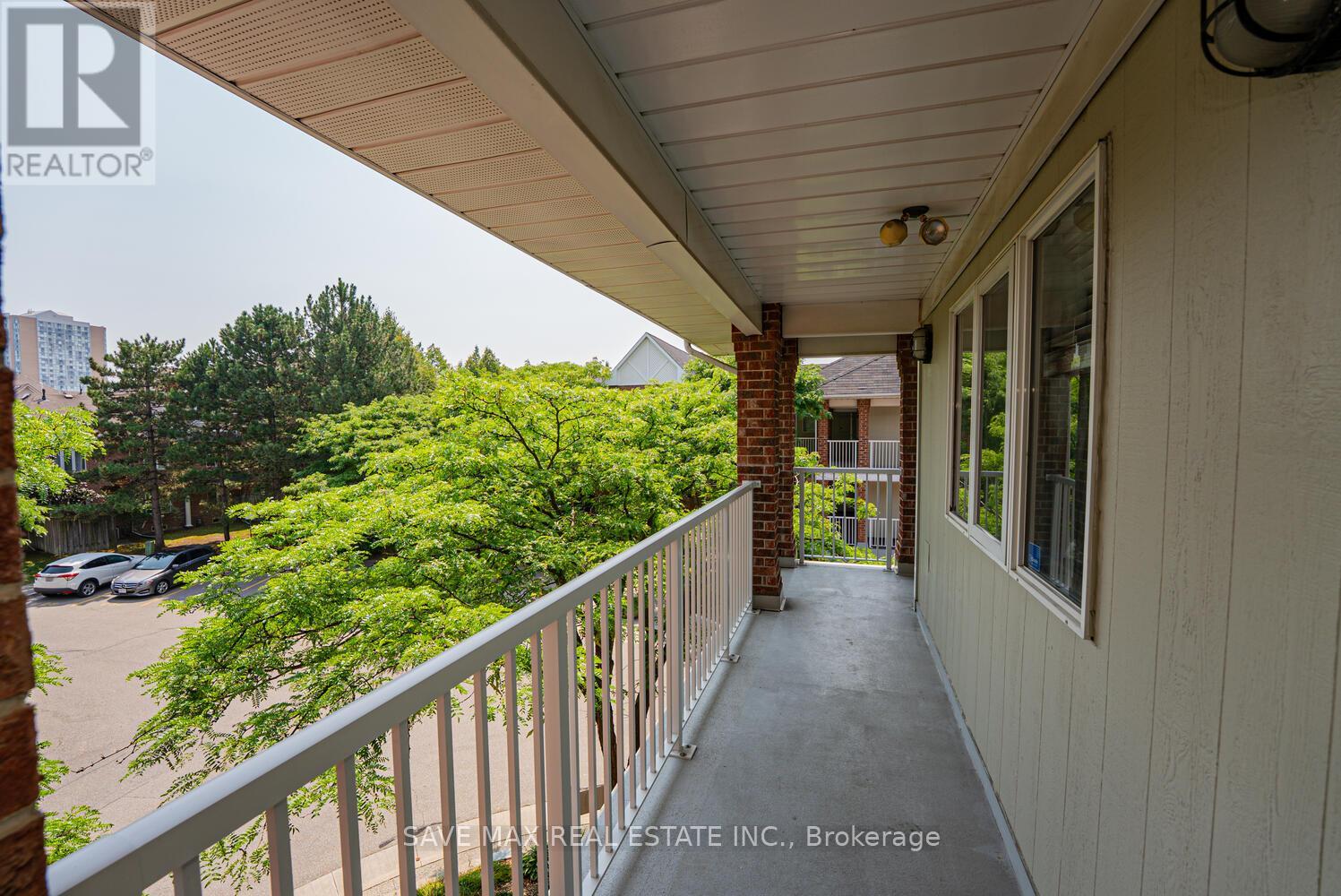212 - 103 Bristol Road E, Mississauga, Ontario  L4Z 3P4 - Photo 3 - W12468562