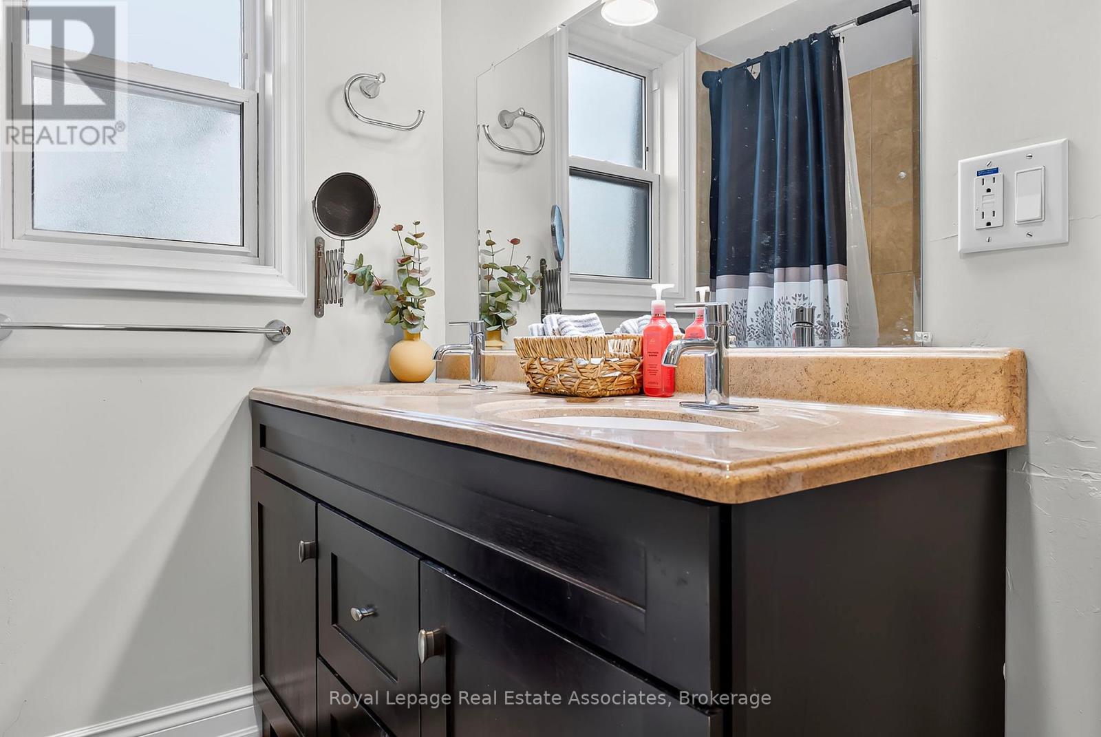1 - 1536 Sixth Line, Oakville, Ontario  L6H 2P2 - Photo 16 - W12468583