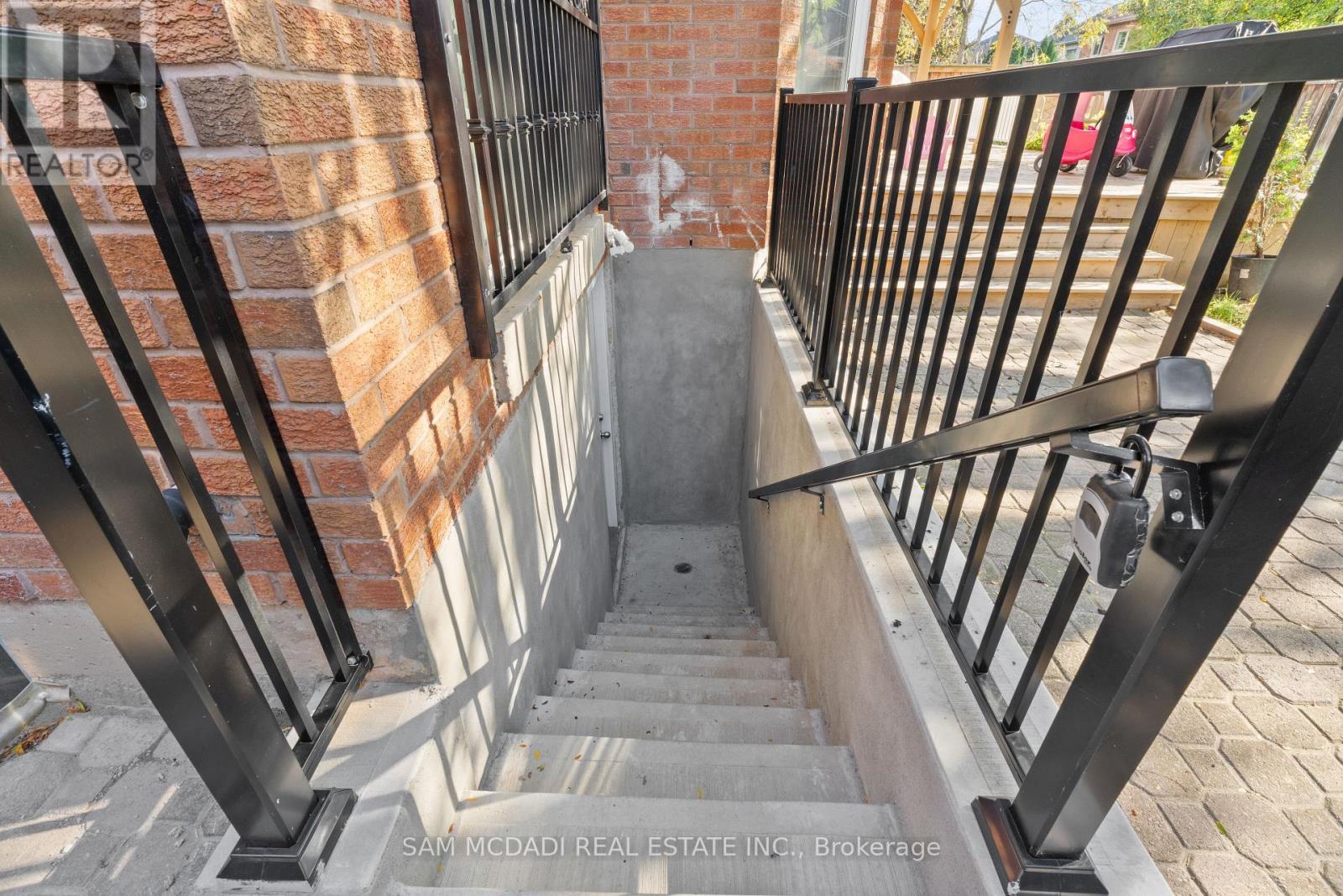Lower - 5436 Edencroft Crescent, Mississauga, Ontario  L5M 4M7 - Photo 15 - W12468590