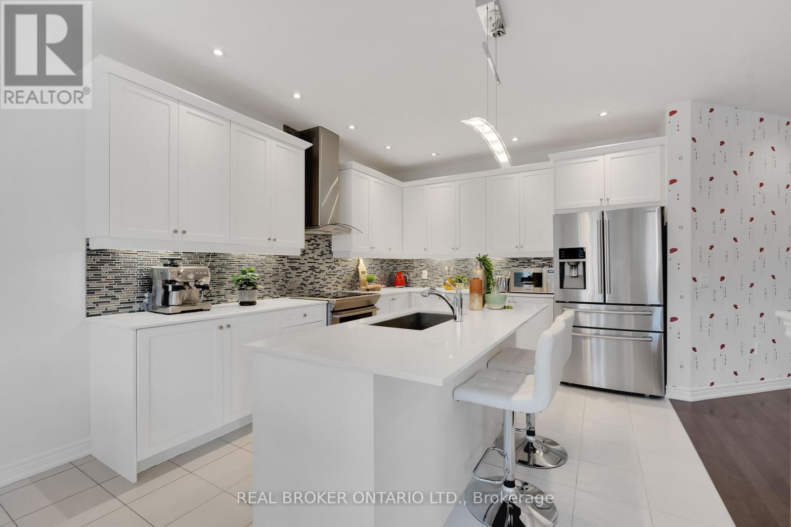 11 Mcechearn Crescent, Caledon, Ontario  L7C 3R4 - Photo 21 - W12468591