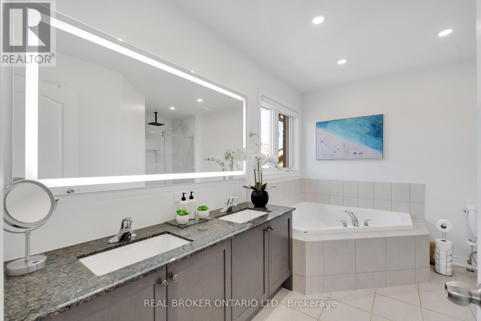 11 Mcechearn Crescent, Caledon, Ontario  L7C 3R4 - Photo 30 - W12468591