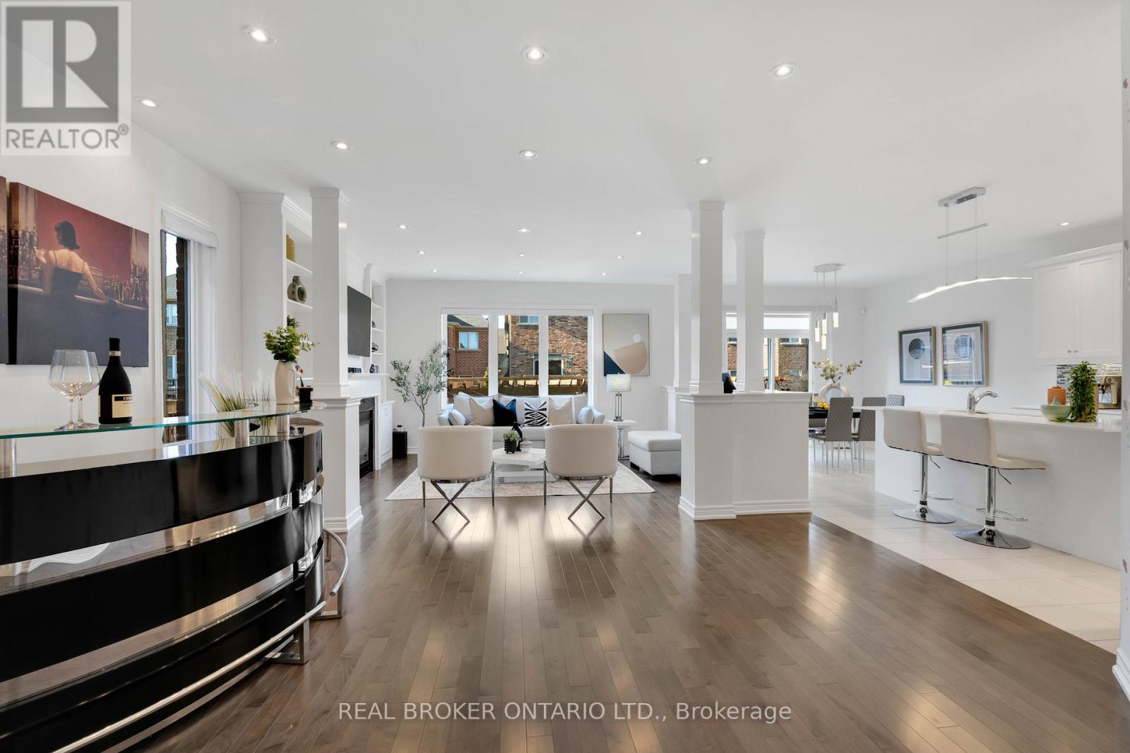 11 Mcechearn Crescent, Caledon, Ontario  L7C 3R4 - Photo 8 - W12468591