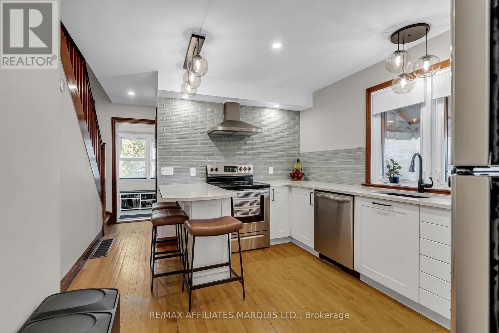 330 Fourth Street W, Cornwall, Ontario  K6J 2S4 - Photo 11 - X12468677