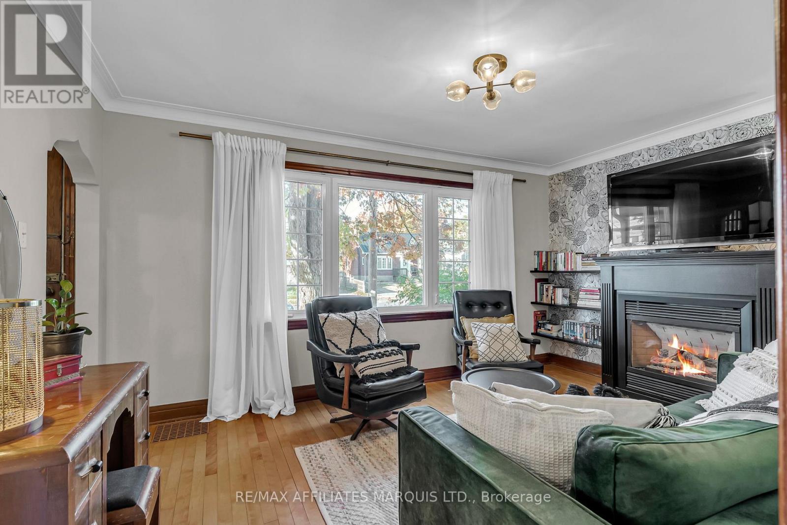 330 Fourth Street W, Cornwall, Ontario  K6J 2S4 - Photo 5 - X12468677