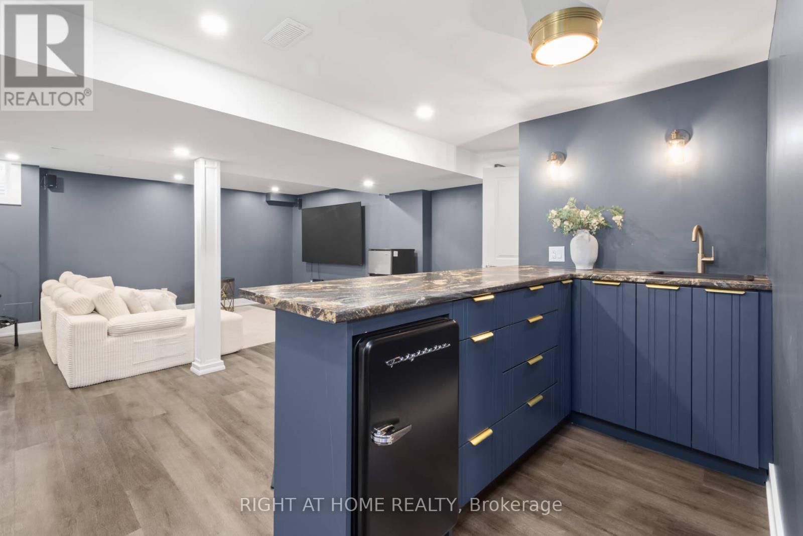 1 Overlea Drive, Brampton (Sandringham-Wellington), Ontario  L6R 4B5 - Photo 23 - W12467929