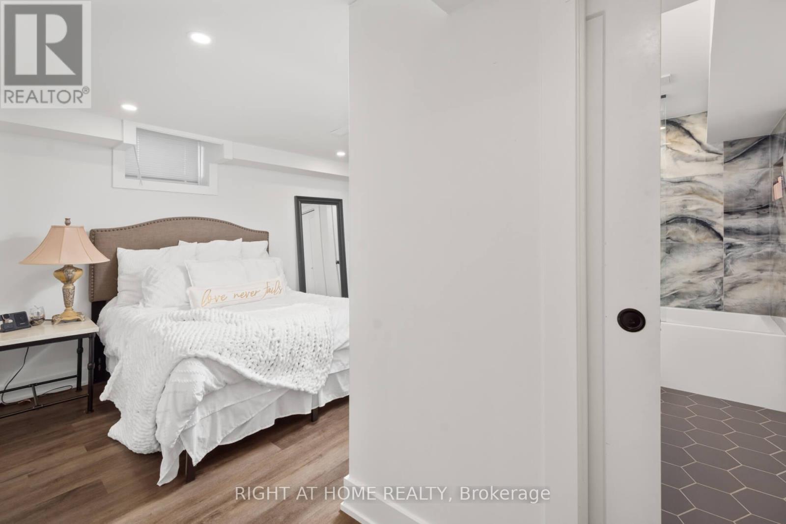 1 Overlea Drive, Brampton (Sandringham-Wellington), Ontario  L6R 4B5 - Photo 31 - W12467929