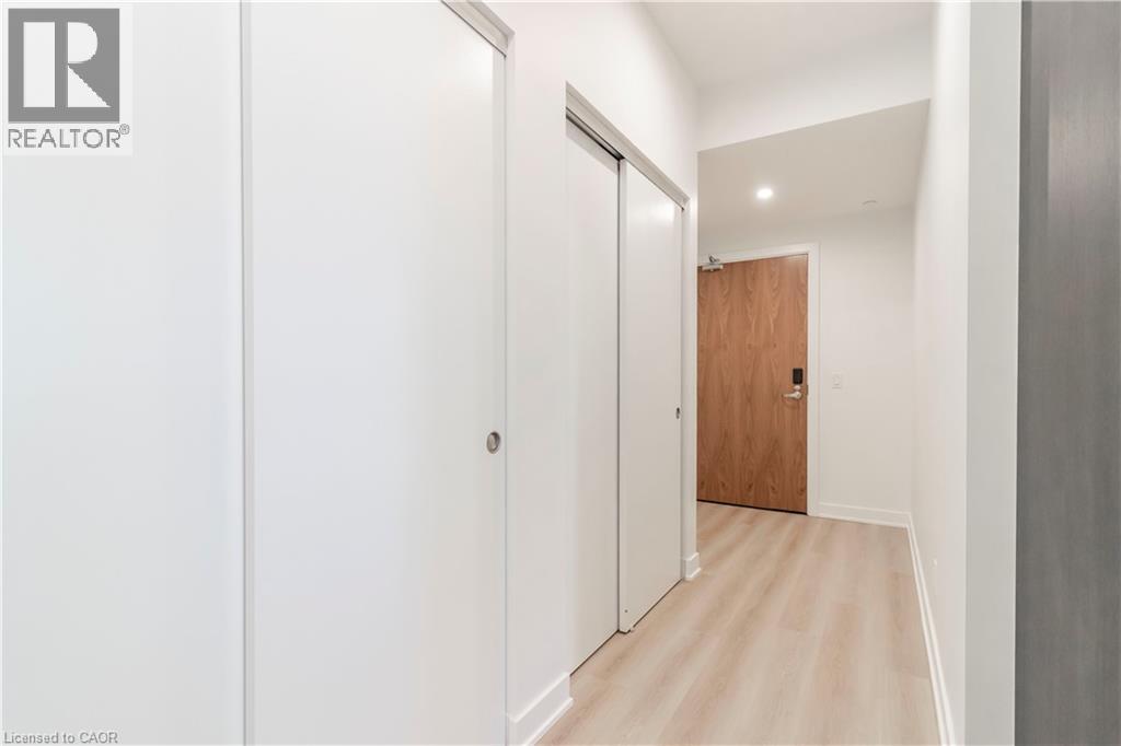 25 Wellington Street S Unit# 1808, Kitchener, Ontario  N2G 0G5 - Photo 18 - 40774106