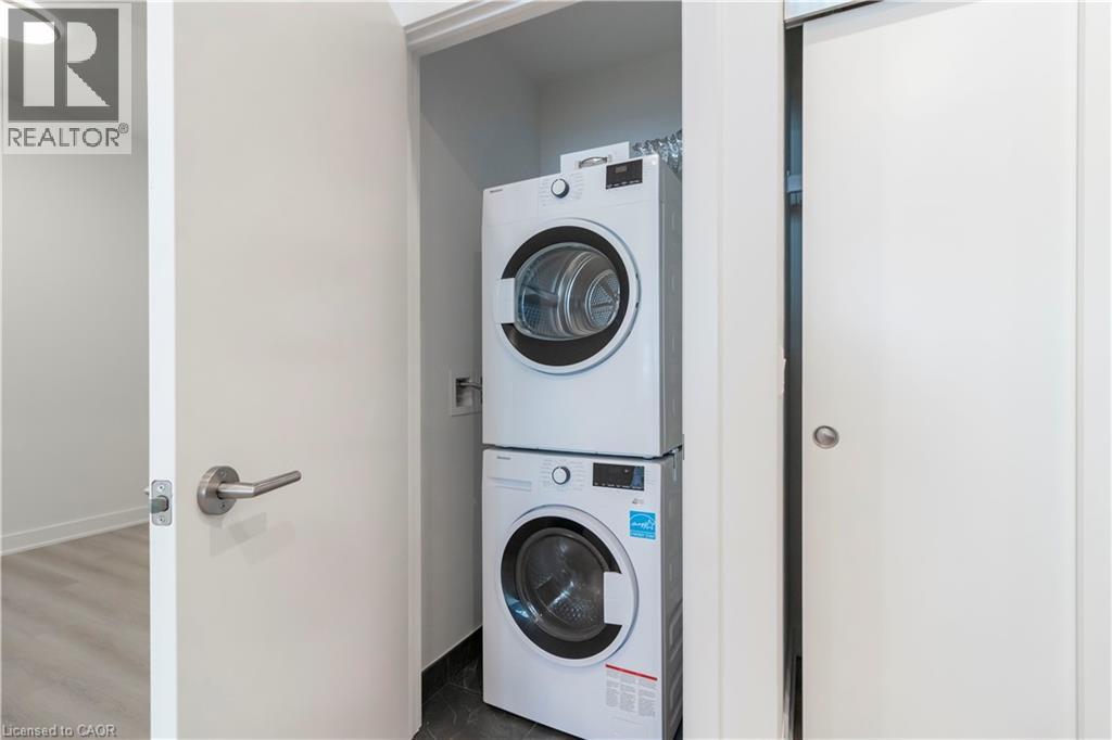 25 Wellington Street S Unit# 1808, Kitchener, Ontario  N2G 0G5 - Photo 20 - 40774106