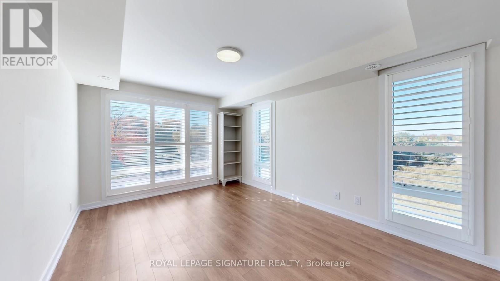131 - 2 Dunsheath Way, Markham, Ontario  L6B 1N3 - Photo 10 - N12466415