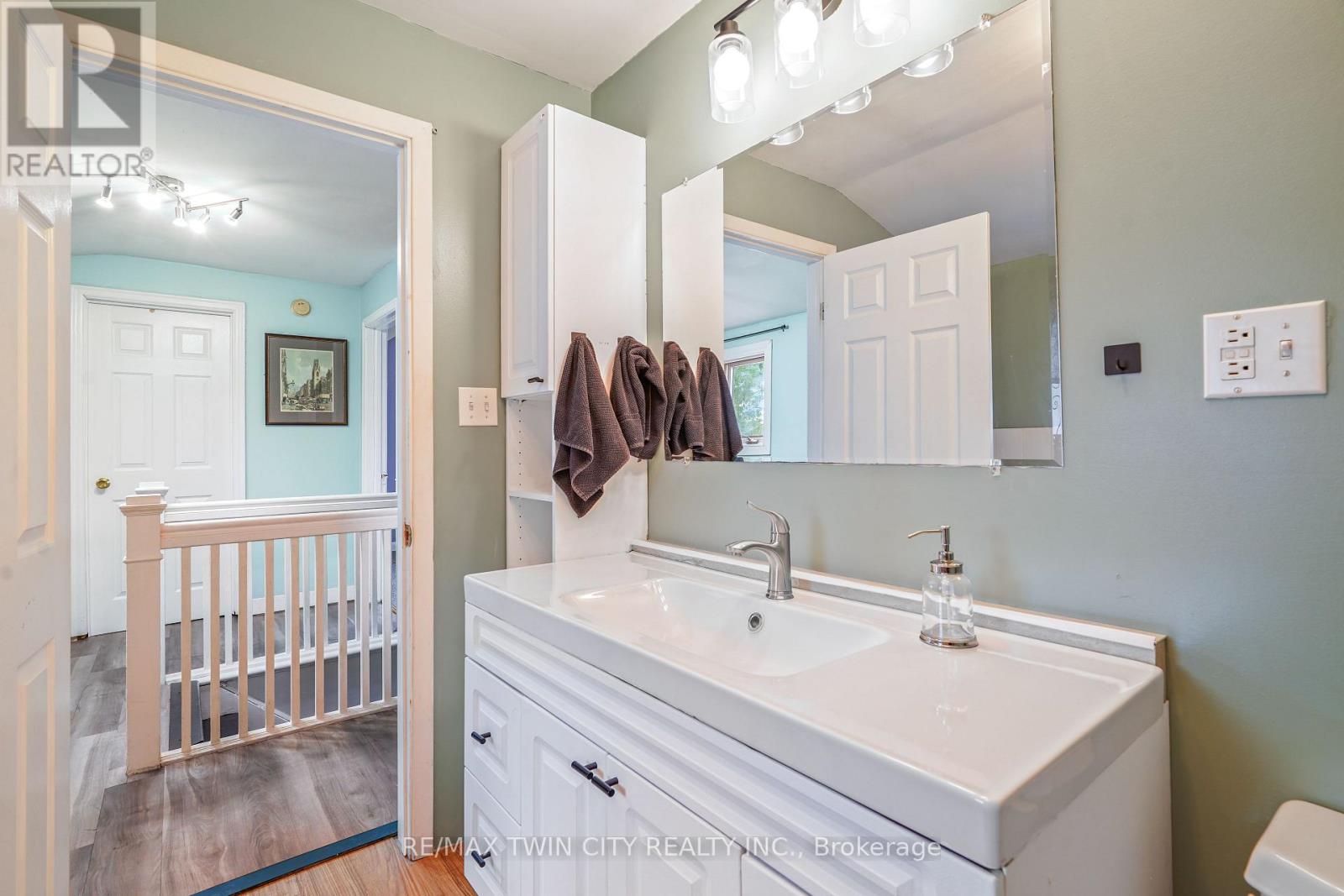 22 Wayne Drive, Brantford, Ontario  N3R 2Y7 - Photo 29 - X12468552