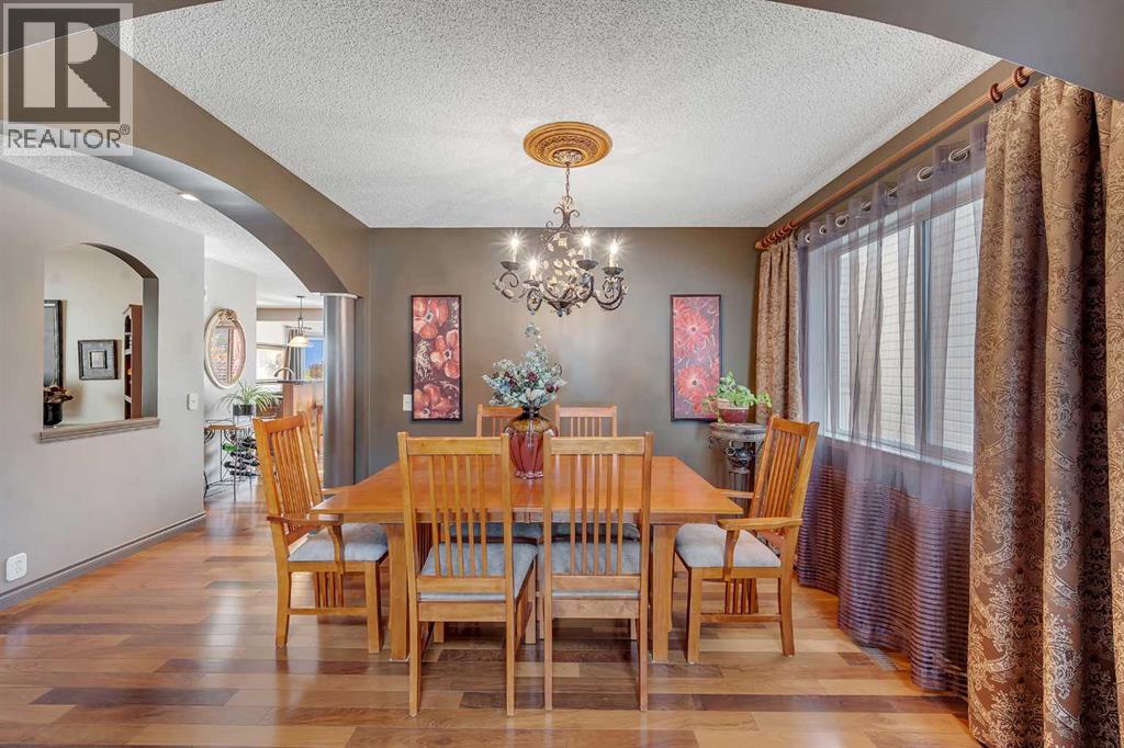 19 Panorama Hills Crescent Nw, Calgary, Alberta  T3K 5H7 - Photo 2 - A2262826