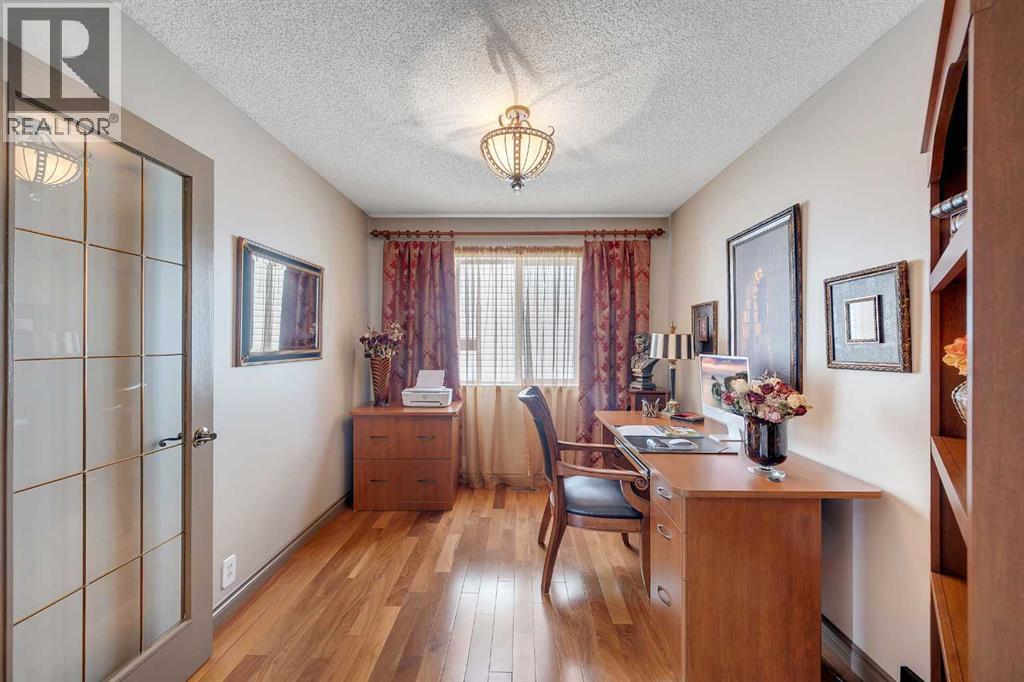19 Panorama Hills Crescent Nw, Calgary, Alberta  T3K 5H7 - Photo 5 - A2262826
