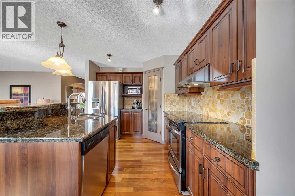 19 Panorama Hills Crescent Nw, Calgary, Alberta  T3K 5H7 - Photo 7 - A2262826