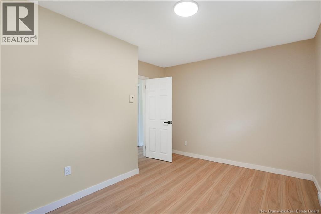 865 Riverside Drive, Fredericton, New Brunswick  E3A 8R1 - Photo 19 - NB128709