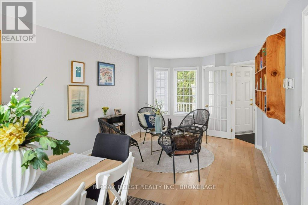 1104 Acadia Drive, Kingston, Ontario  K7M 8V7 - Photo 5 - X12278752