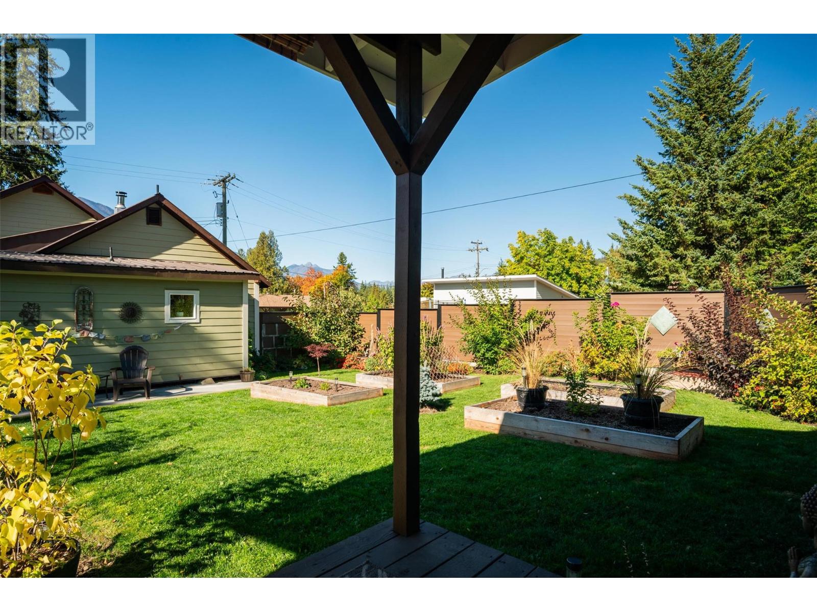 814 Kootenay Street, New Denver, British Columbia  V0G 1S0 - Photo 39 - 10365715