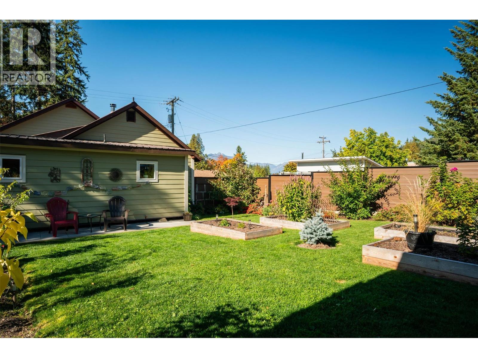 814 Kootenay Street, New Denver, British Columbia  V0G 1S0 - Photo 40 - 10365715