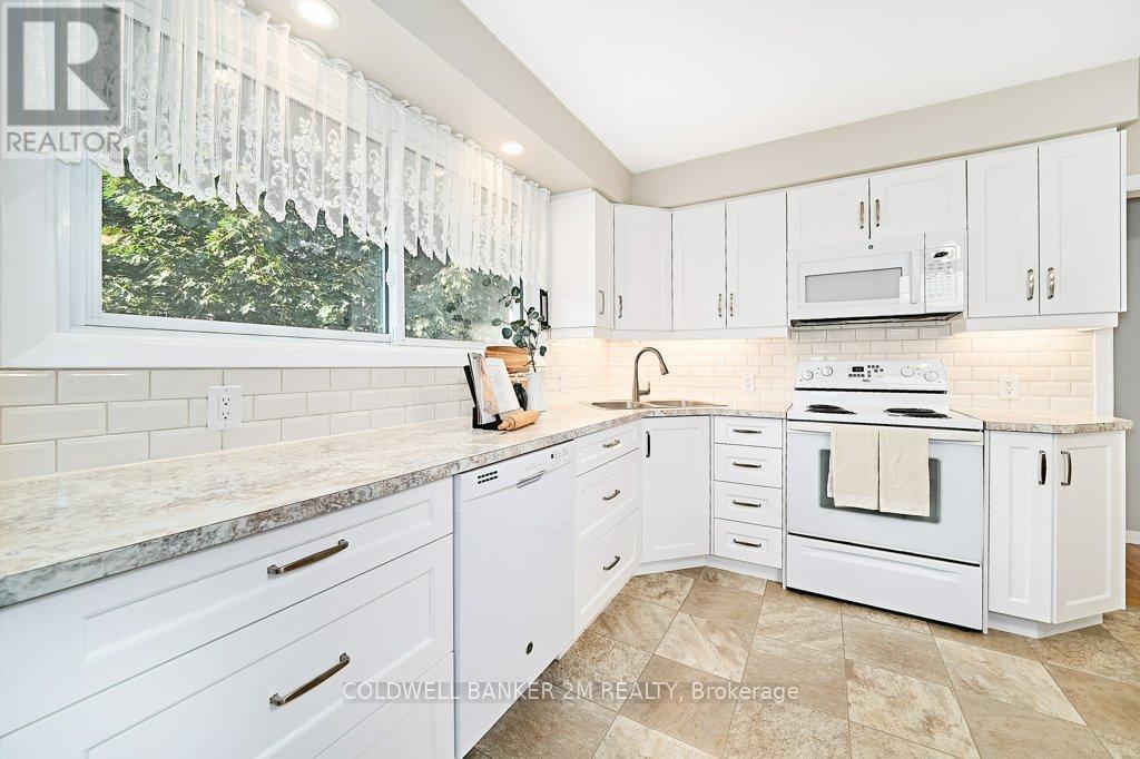 657 Balmoral Drive, Oshawa, Ontario  L1J 3A6 - Photo 10 - E12468707