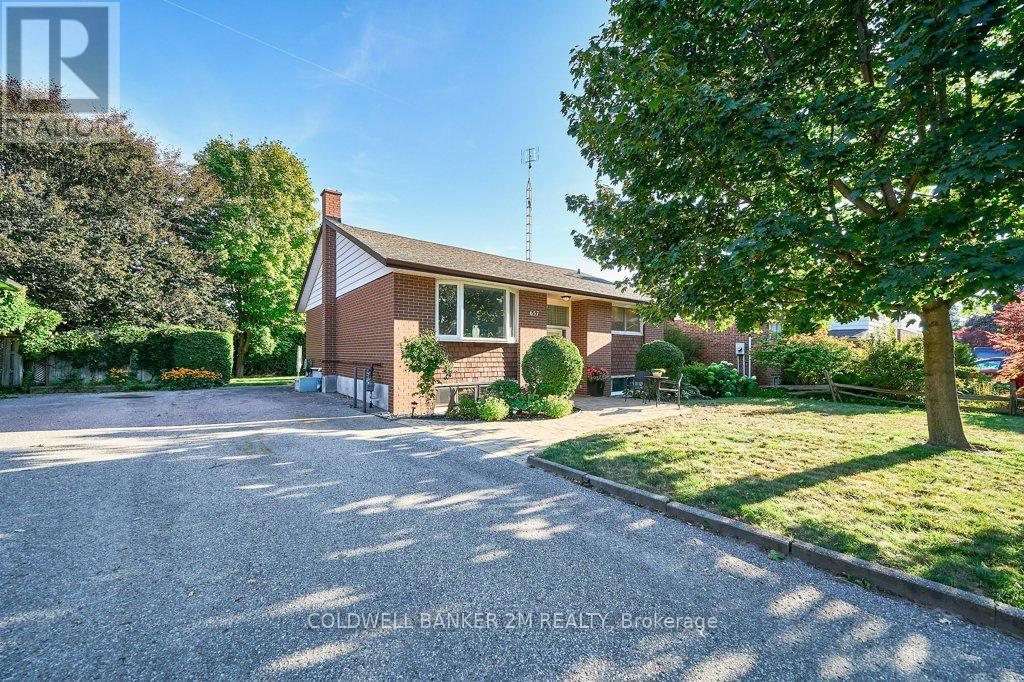 657 Balmoral Drive, Oshawa, Ontario  L1J 3A6 - Photo 3 - E12468707