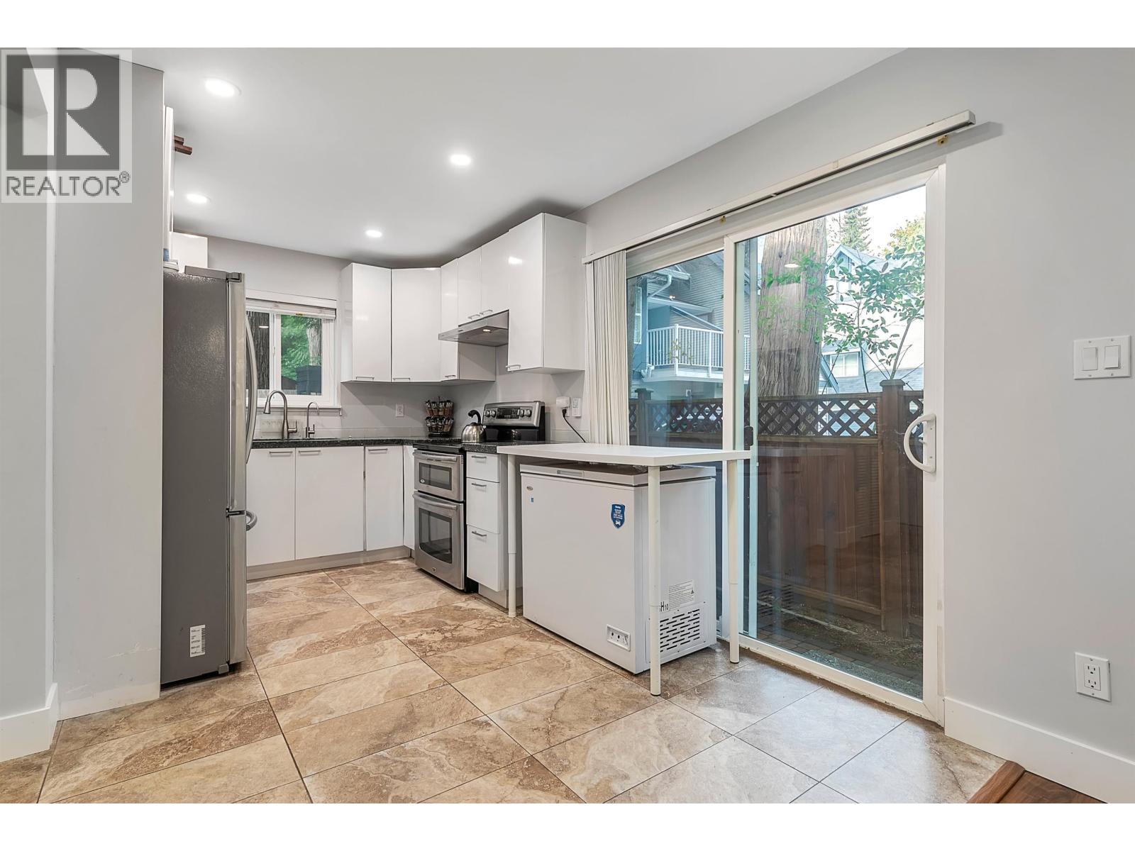 41 2986 Coast Meridian Road, Port Coquitlam, British Columbia  V3B 3M8 - Photo 6 - R3056954