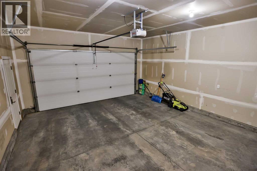 526 Devonia Road W, Lethbridge, Alberta  T1J 5J7 - Photo 27 - A2254397