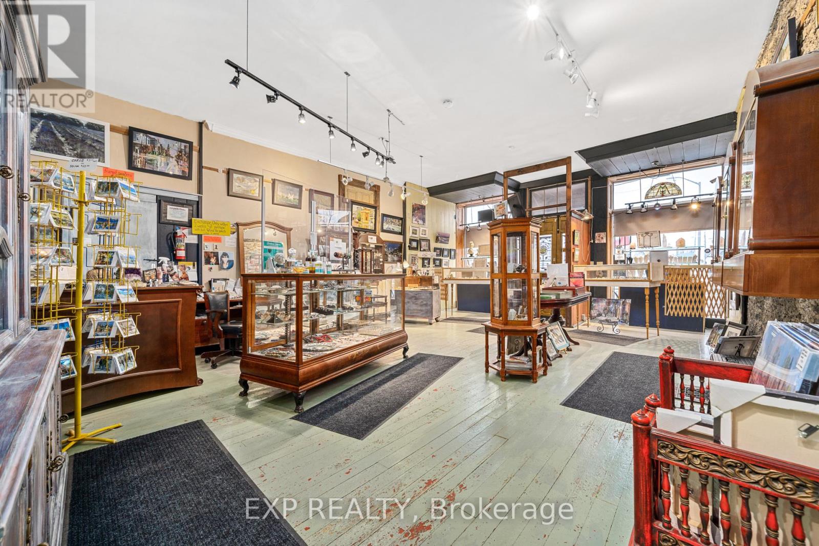 395 Front Street, Belleville, Ontario K8N 2Z9 - Photo 9 - X12468737