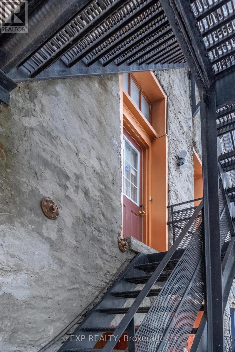 1 - 393 Front Street, Belleville, Ontario K8N 2Z9 - Photo 5 - X12468738