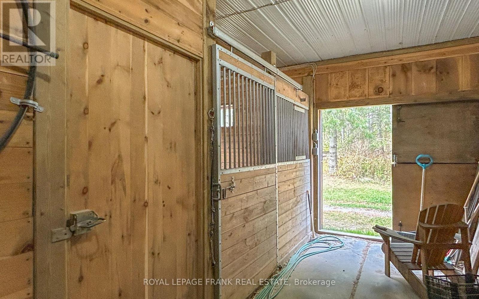 46 Century Farm Road, Kawartha Lakes, Ontario  L0A 1K0 - Photo 27 - X12468754
