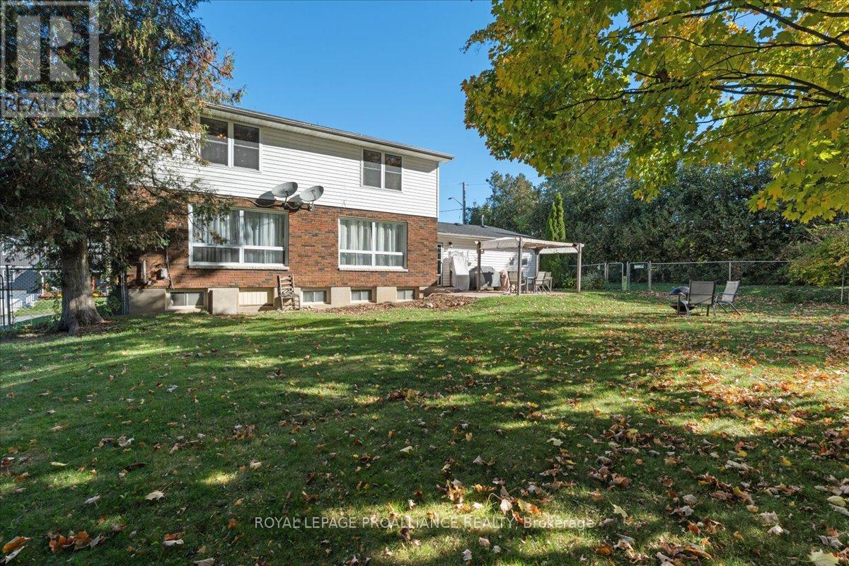 227 Naseby Street, Trent Hills (Campbellford), Ontario  K0L 1L0 - Photo 46 - X12468818