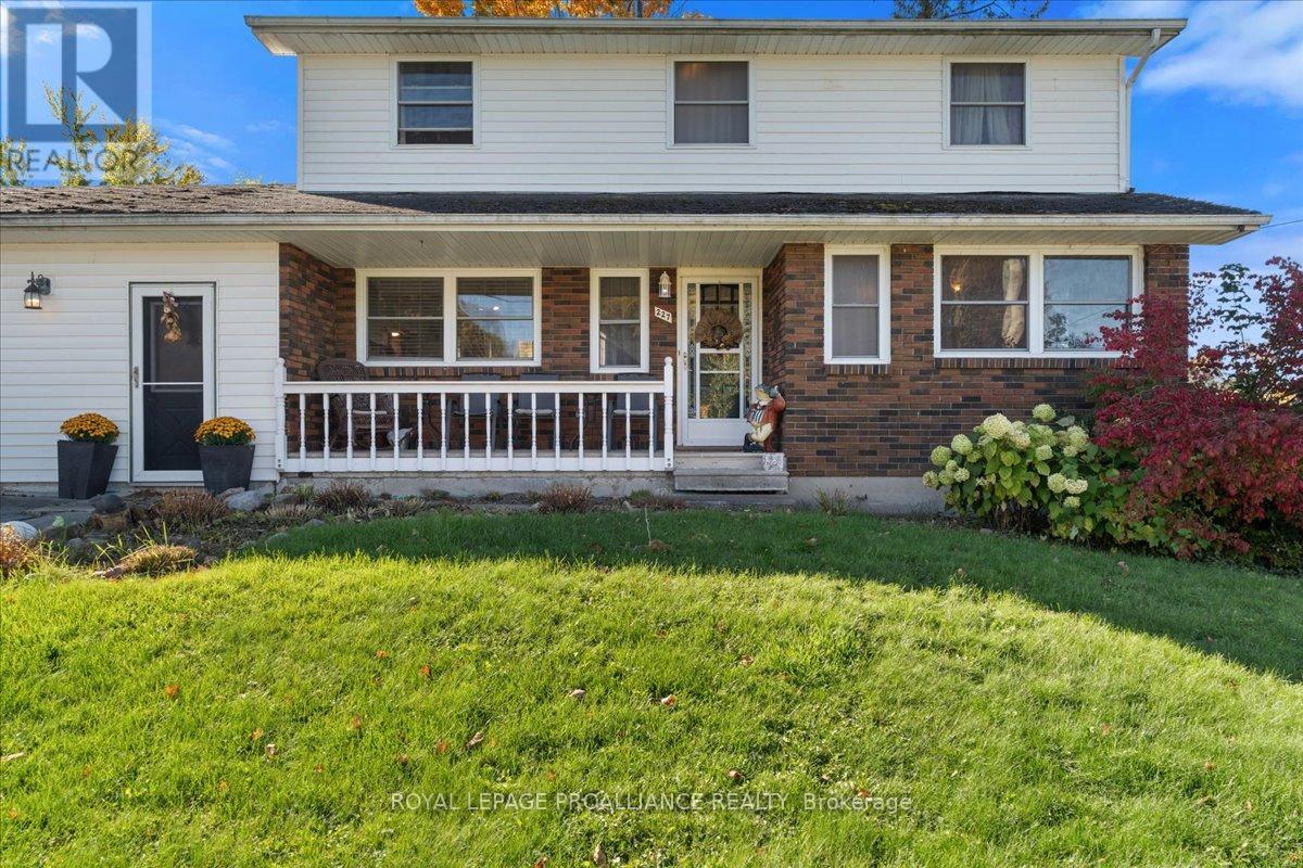 227 Naseby Street, Trent Hills (Campbellford), Ontario  K0L 1L0 - Photo 47 - X12468818