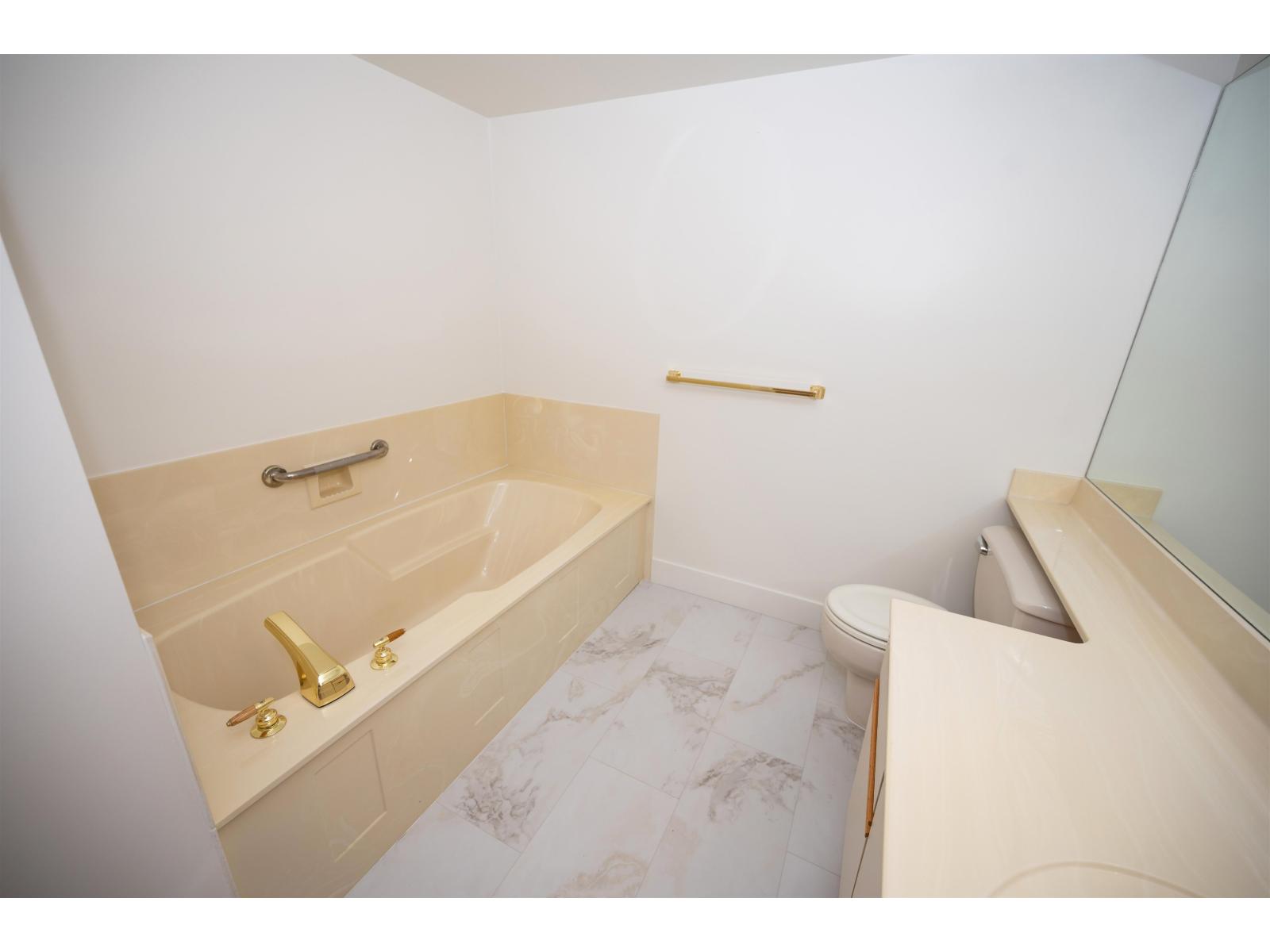 117 10584 153 Street, Surrey, British Columbia  V3R 9V1 - Photo 31 - R3058063